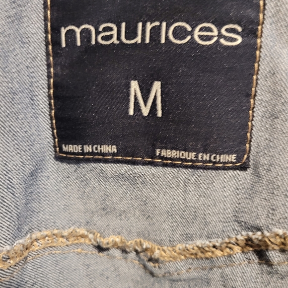 Maurice's denim jacket with button front cousure - Picture 6 of 7